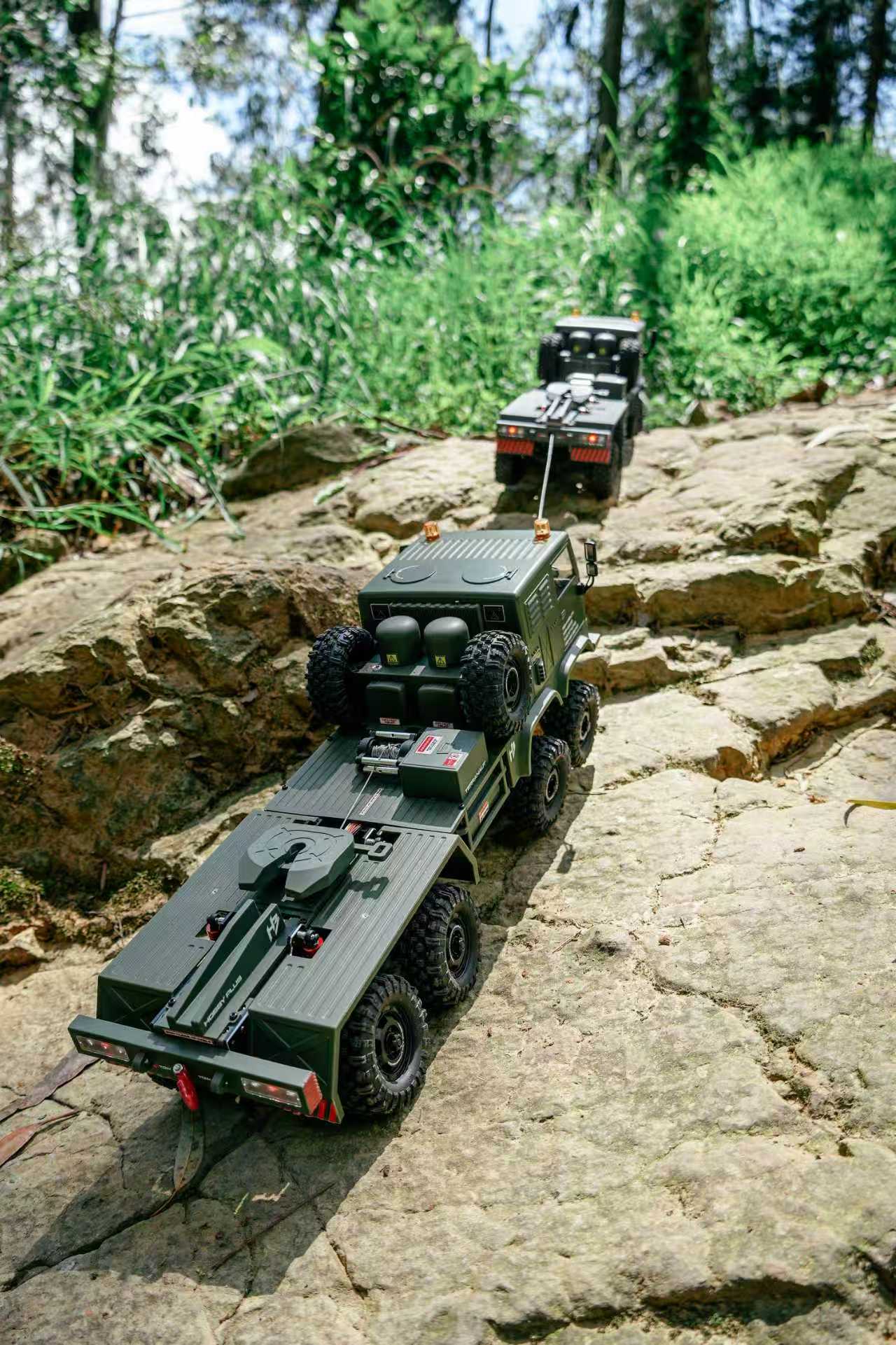 HobbyPlus CR-18P Terranaut 8X8 AWS RC Crawler - Gray
