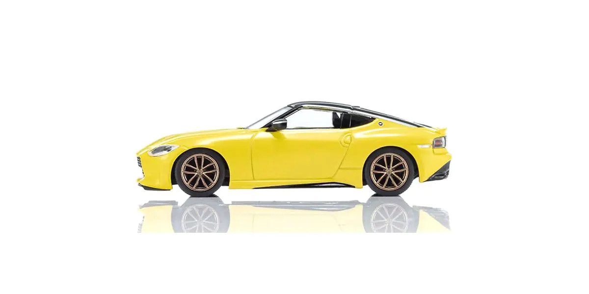 KO7117Y KYOSHO MINI CAR & BOOK No.13 NISSAN FAIRLADY Z IKAZUCHI Yellow