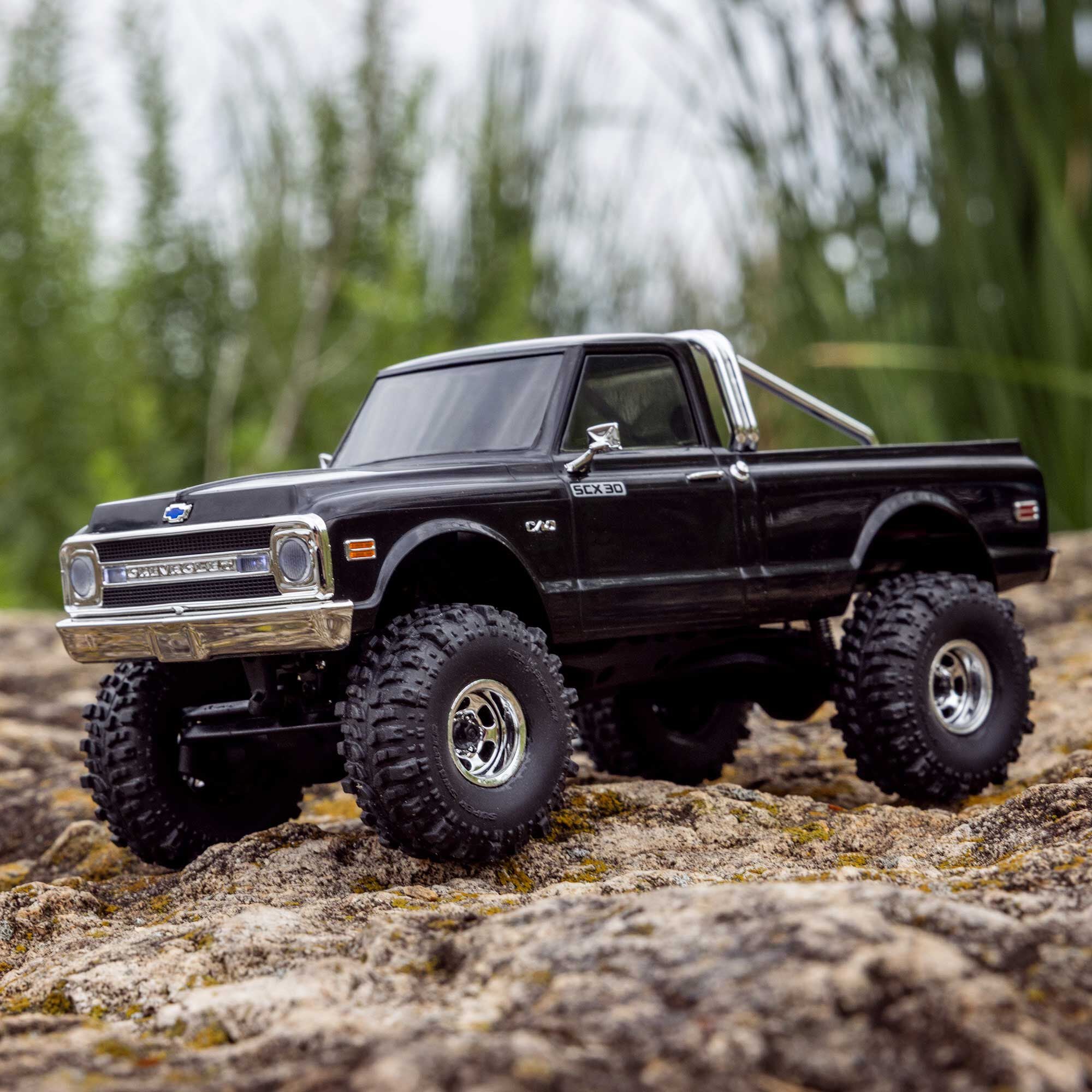 Axial SCX30 Chevrolet K10 1/30 4WD RTR Scale Mini Crawler w/2.4GHz
