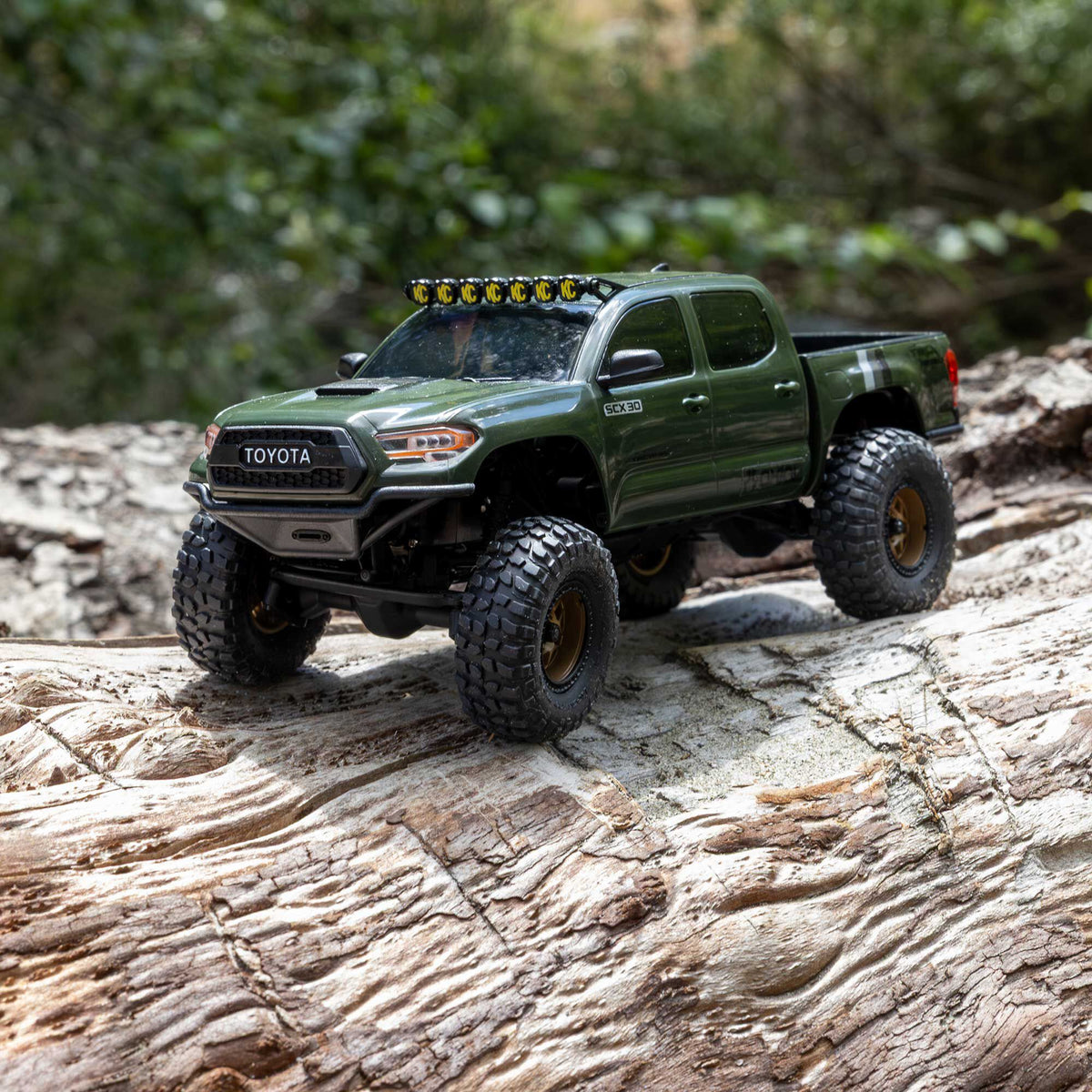 Axial SCX30 Toyota Tacoma TRD Pro Extreme Off-Road Edition 4X4 RTR Brushed Rock Crawler w/2.4GHz Radio, Battery & Charger (Green) - AXI-3289T1
