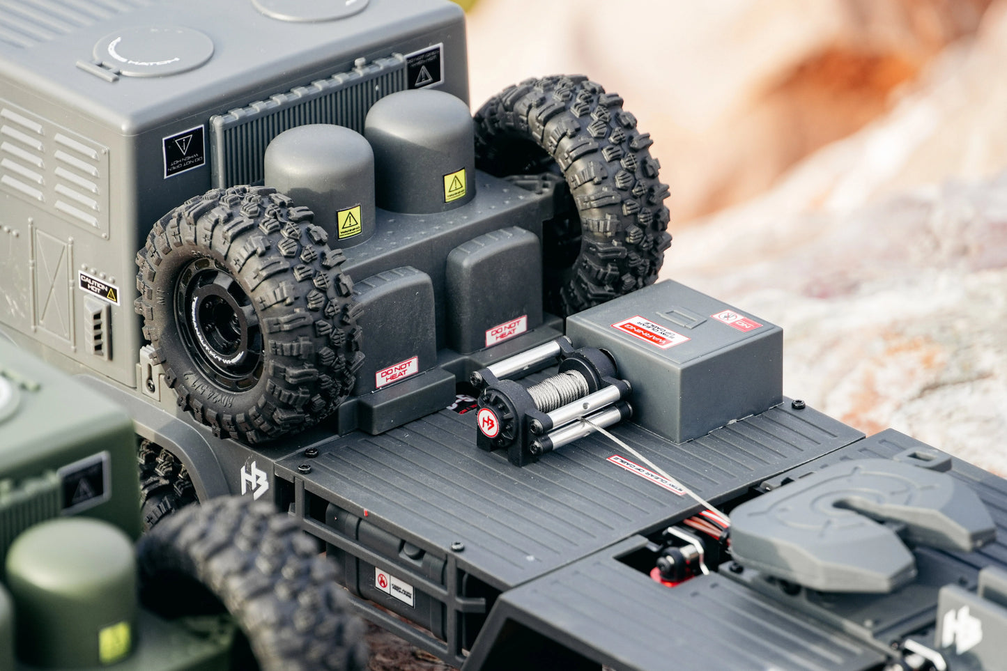 HobbyPlus CR-18P Terranaut 8X8 AWS RC Crawler - Gray