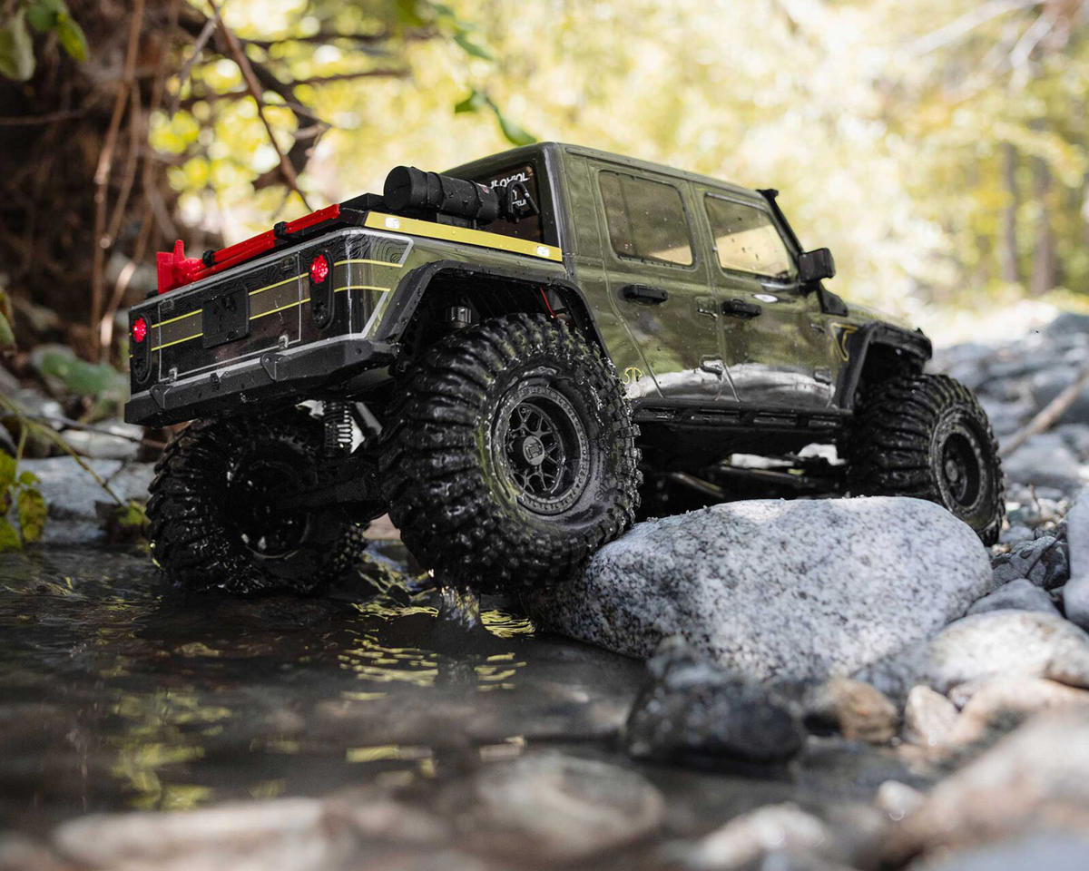 Axial SCX10 III Jeep JT Gladiator 1/10 RTR 4WD Electric Trail Rock Crawler (Green) w/2.4GHz Radio - AXI-2443T2