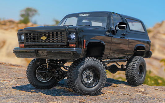 RC4WD Trail Finder 2 1/10 RTR 4WD Electric Trail Truck w/Chevrolet Blazer Body Set (Midnight Edition) w/2.4GHz Transmitter - Z-RTR0068
